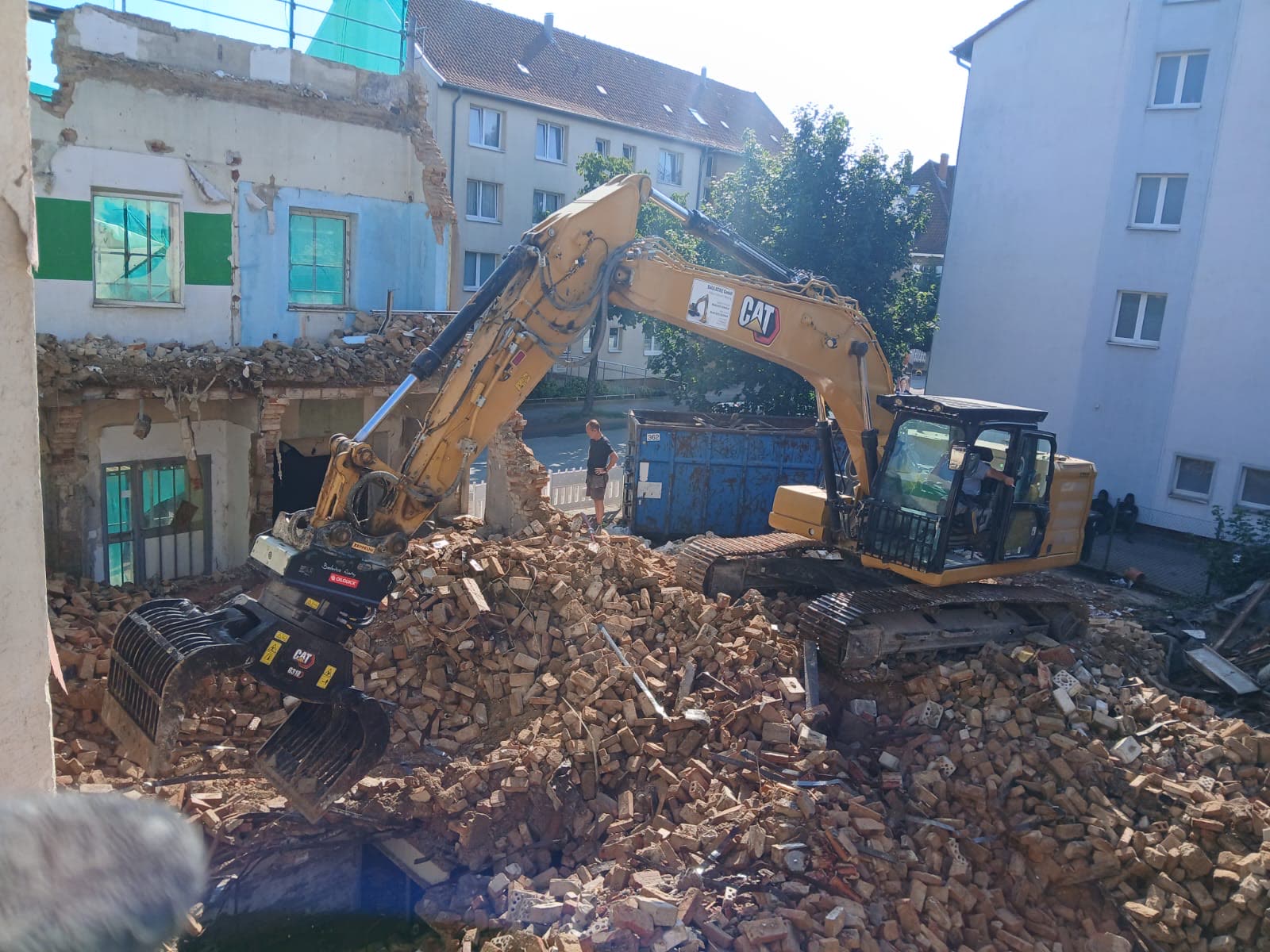 Abbruch eines Gebäudes in innerstädtischer Lage durch die Baulecke GmbH